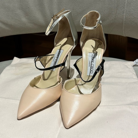 New Authentic Jimmy Choo Pink/Nude pointy Heel with silver back - Picture 1 of 8